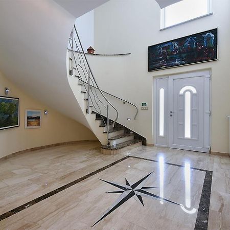 House Jelena 440 Штиньян Экстерьер фото